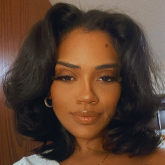 Meet your Posher, Savannah - Picture 1 of 1